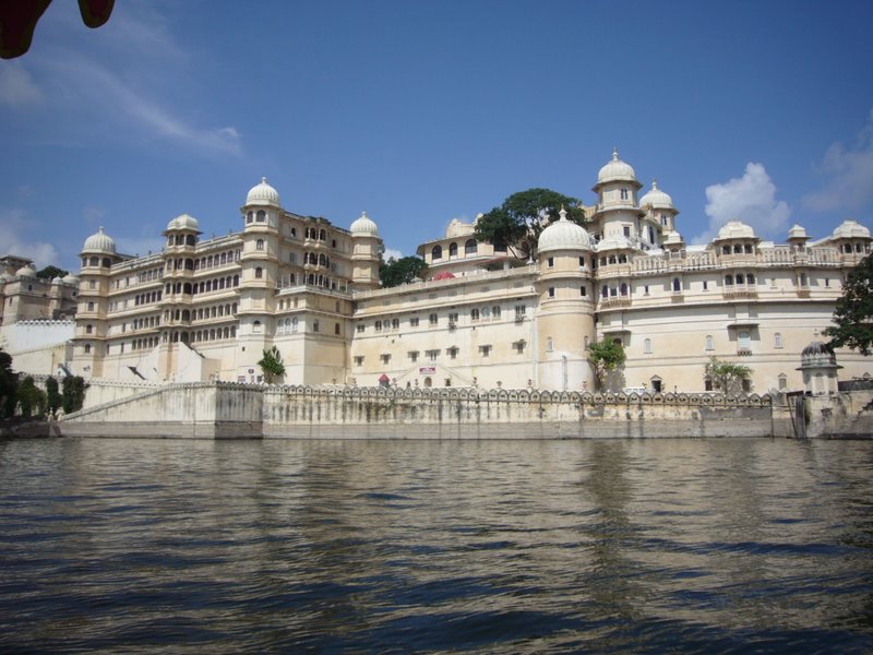 City Palace from the lake.
